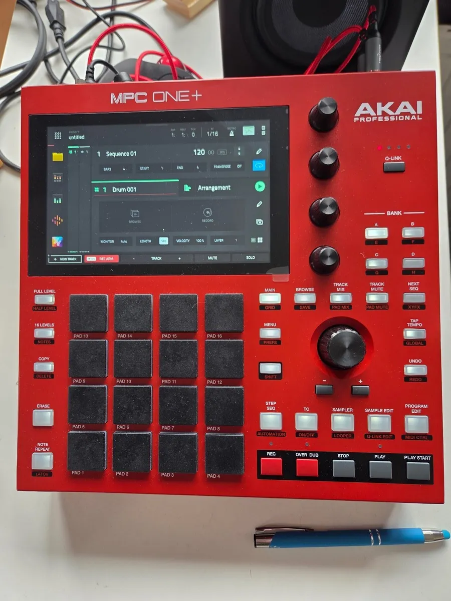 MPC ONE + Sampler - Image 1