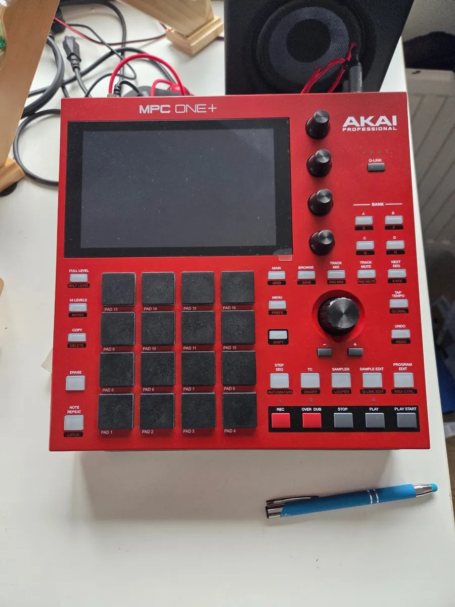 MPC ONE + Sampler - Image 2