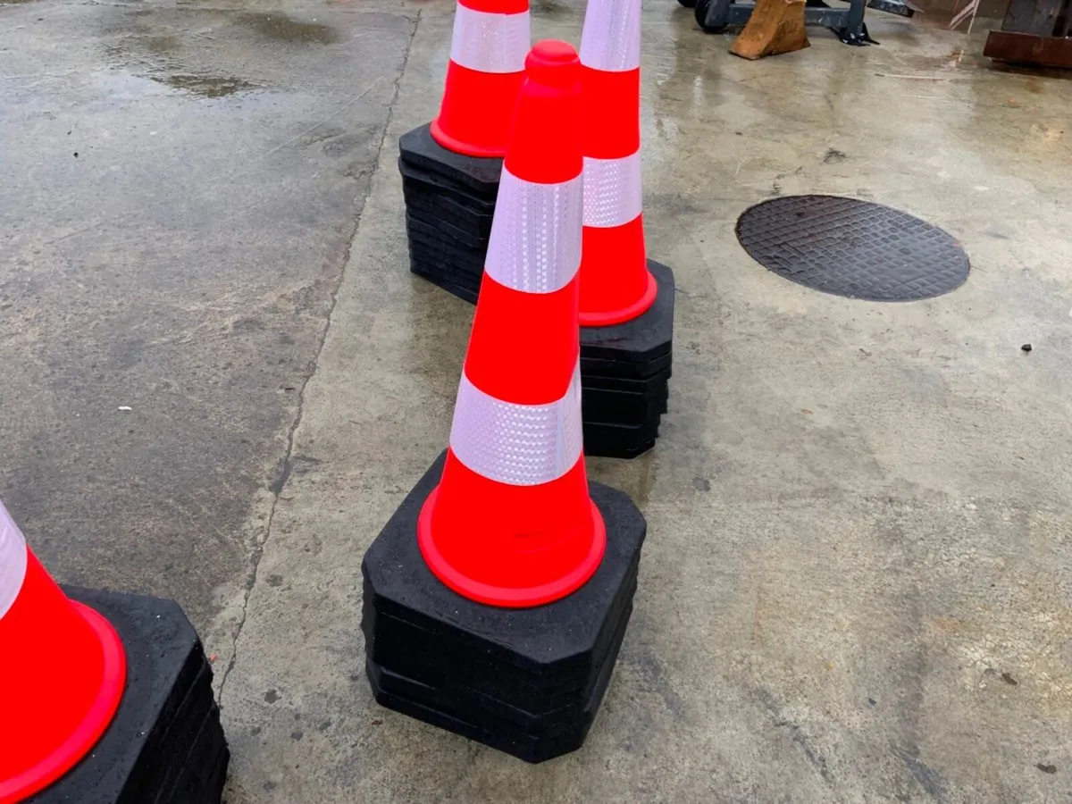 UNUSED TRAFFIC SAFETY CONES - Image 2