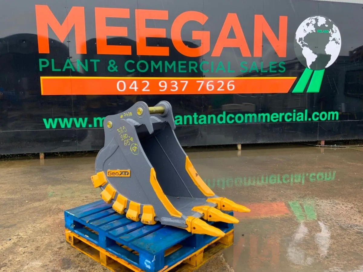 UNUSED 24 GEO XD  BUCKET.65mm PINS.7438. - Image 1