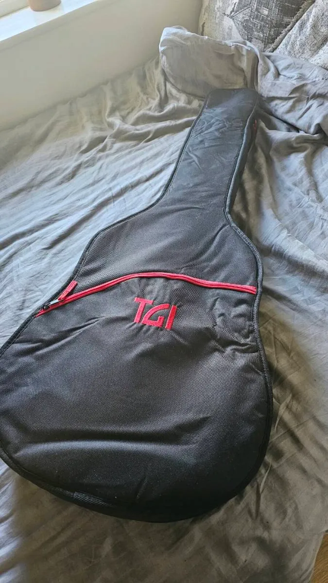 Bass Guitar - Image 3