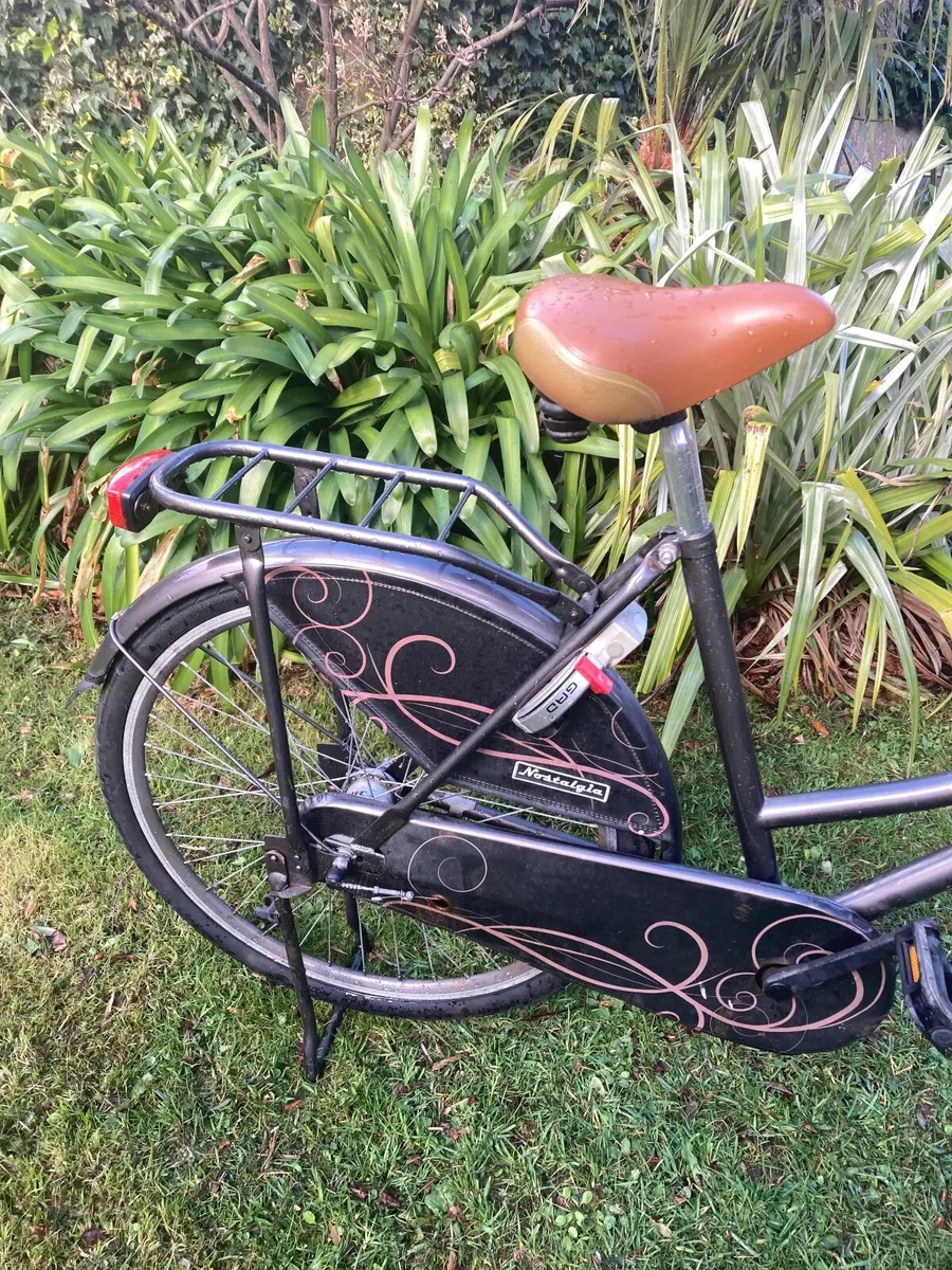 Vintage Style Ladies Bike - Image 3