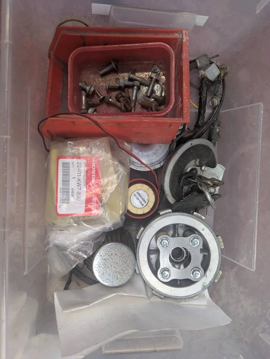 Honda CBR125R - Image 4