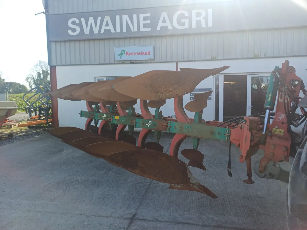Kverneland 5 Furrow Reversible Plough - Image 1