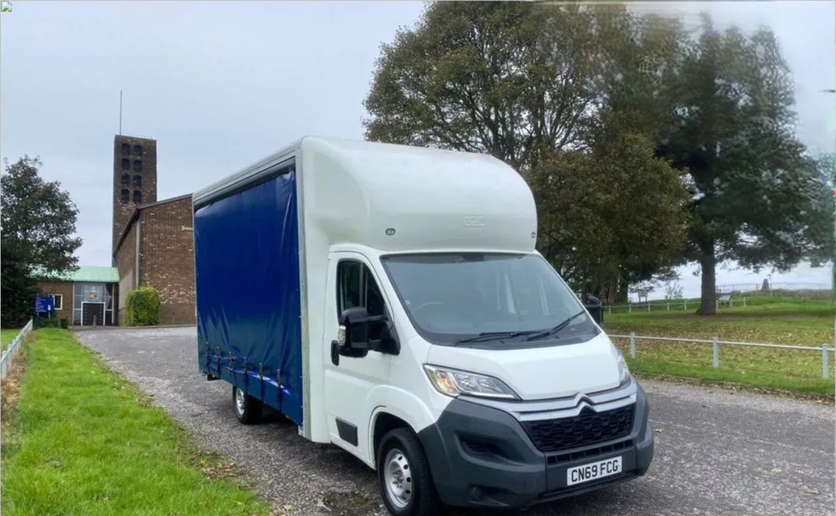 2019 Citroen Relay Curtain Sider Van - Image 1
