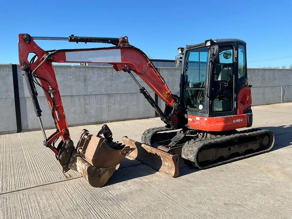KUBOTA U48-4 4.8 TON MIDI EXCAVATOR - Image 1