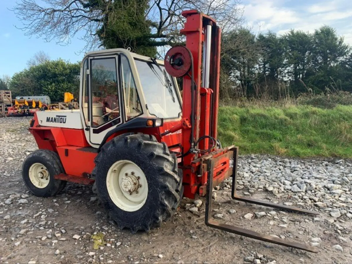 MANITOU M226 FORKLIFT, BUCKET + PALLET TOES - Image 1
