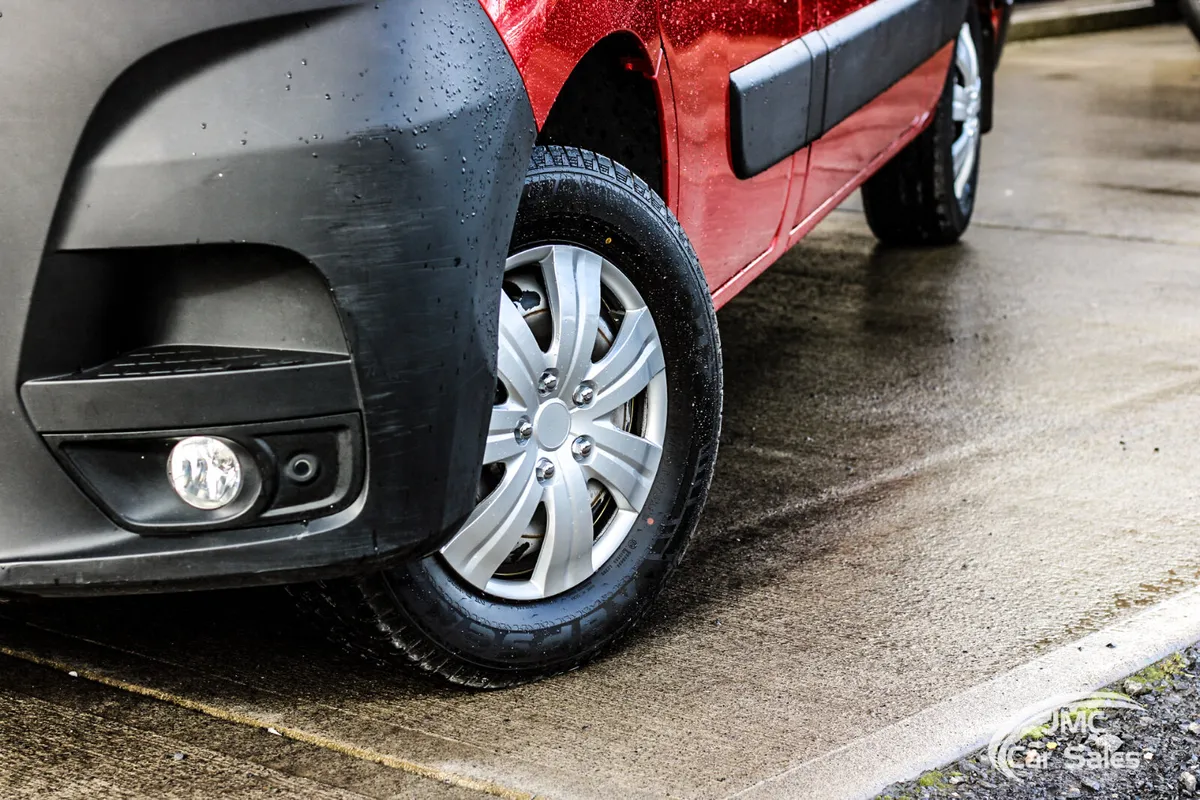 2020 RENAULT MASTER MWB - Image 2