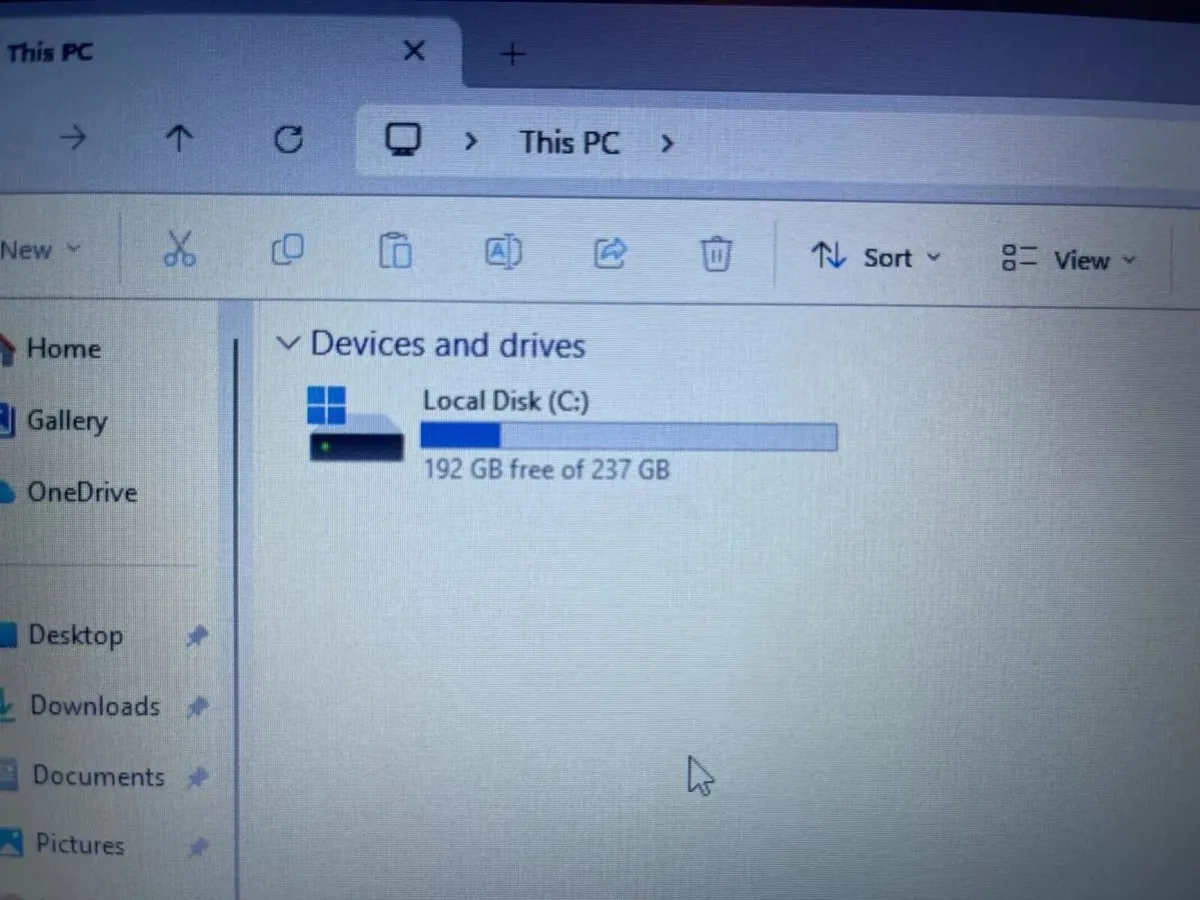 Dynabook Protégé-i5(8th)-16GB-256GB SSD - Image 4