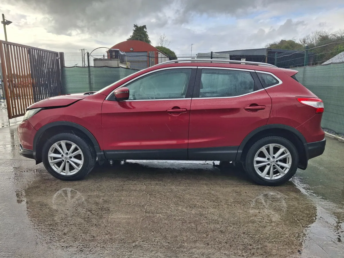 2017 Nissan Qashqai  1.5 Diesel - Image 2