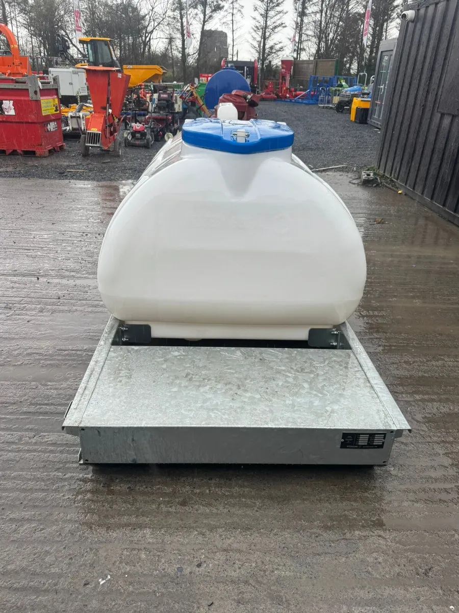 Western Global SK440P 2000L Water Bowser - Image 4