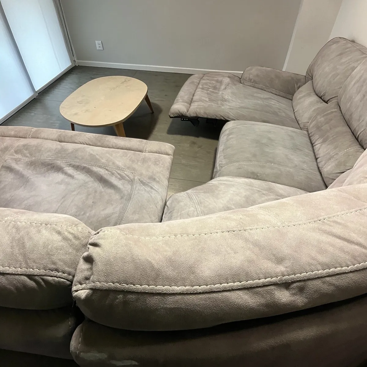 Beige corner recliner sofa set - Image 2