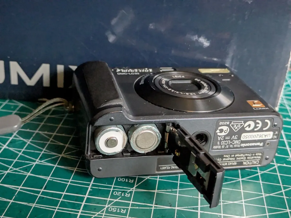 Panasonic Lumix CCD🌈 camera Leica Vario-Elmarit - Image 4