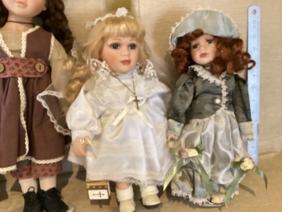 Dolls - Image 4