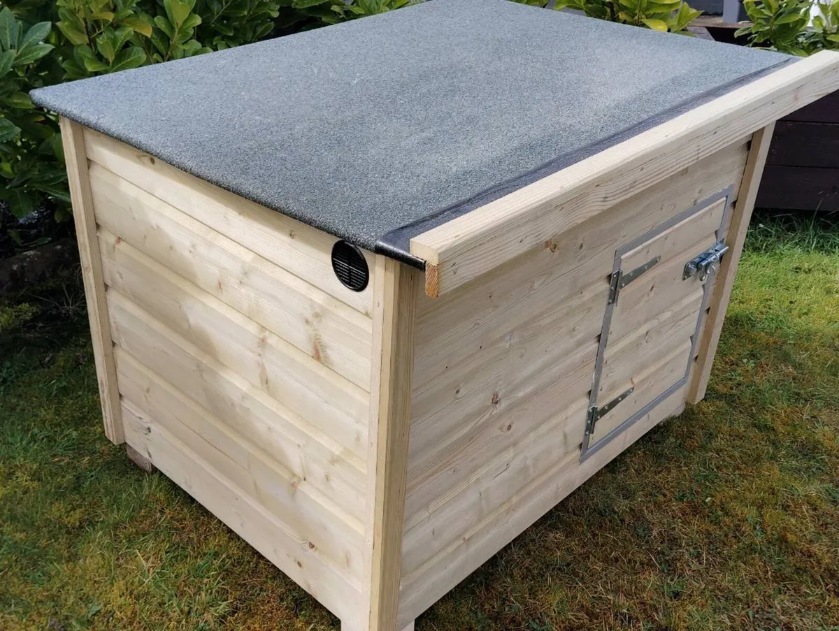 DOG KENNEL , DOG HOUSE - Image 2