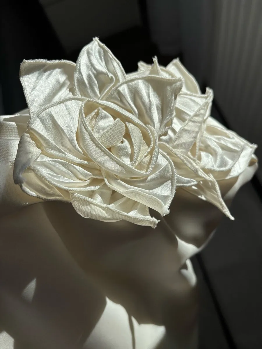 Wedding dress - Image 3