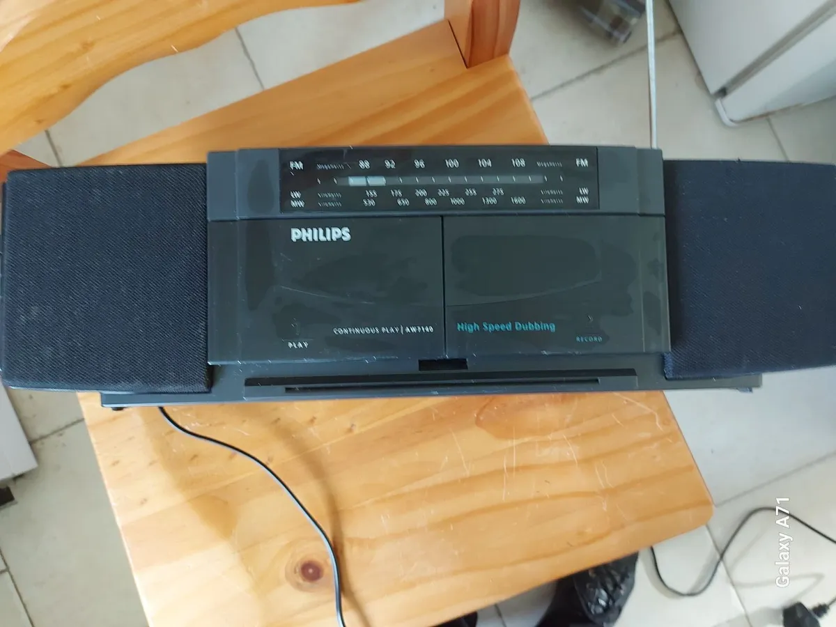 Philips Twin Tape-Radio portable Music System - Image 1
