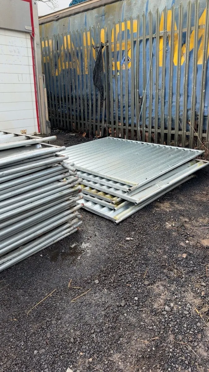 Fence panels - Image 2