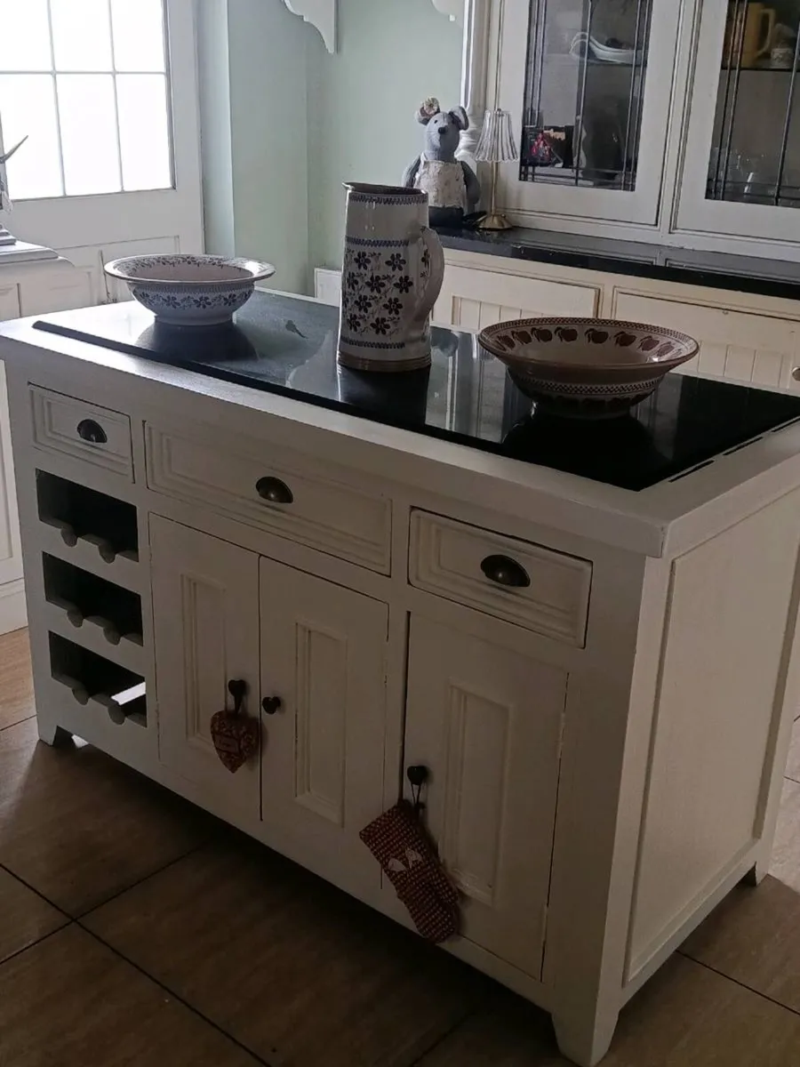 Solid kitchen dresser granite top - Image 3