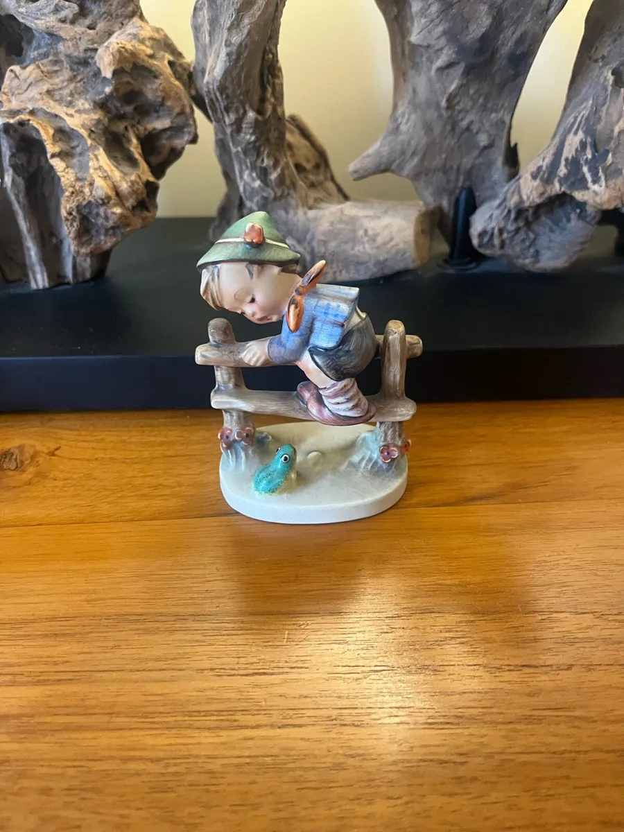 Vintage Hummel Figurine - Image 1