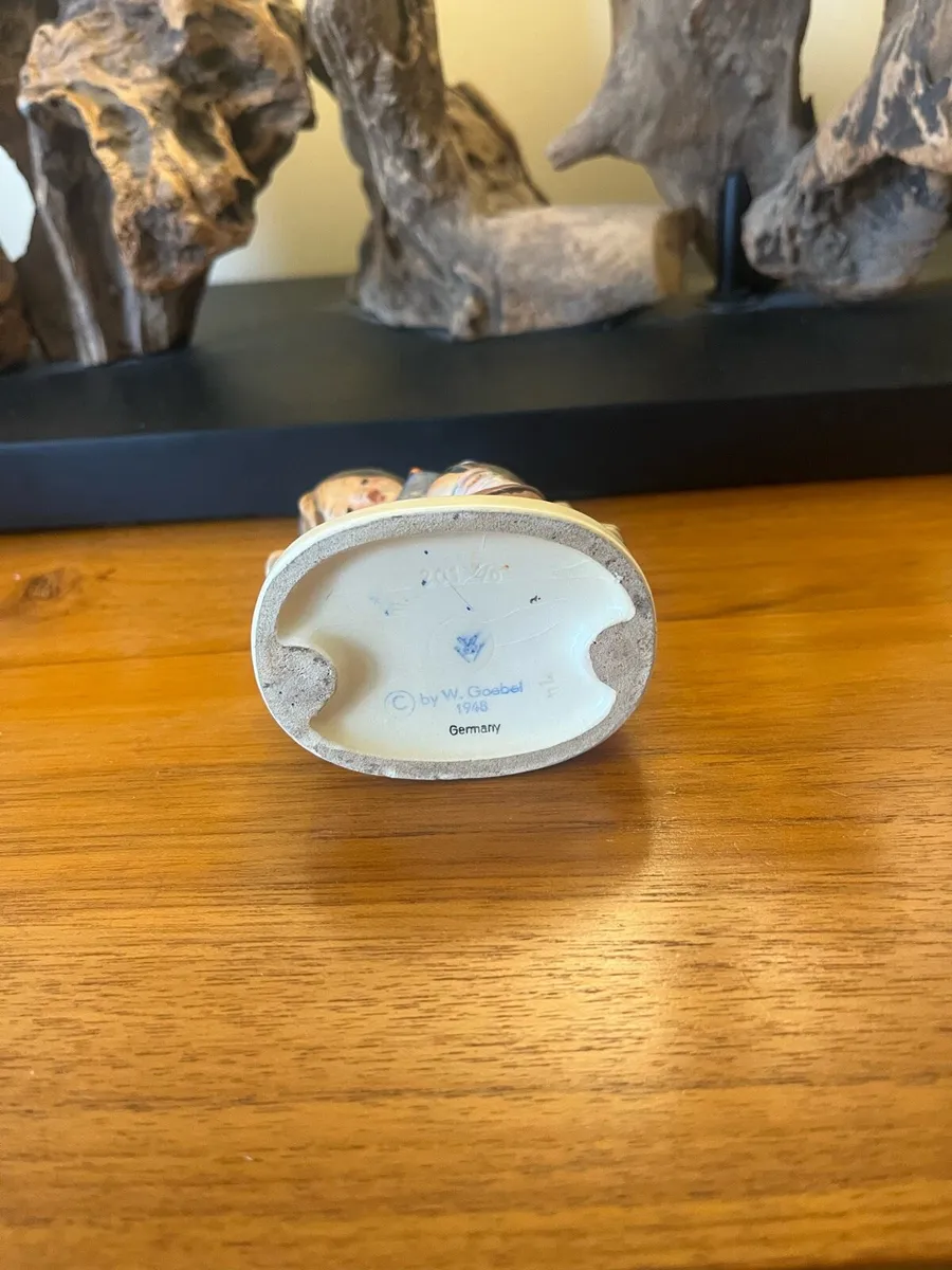 Vintage Hummel Figurine - Image 4