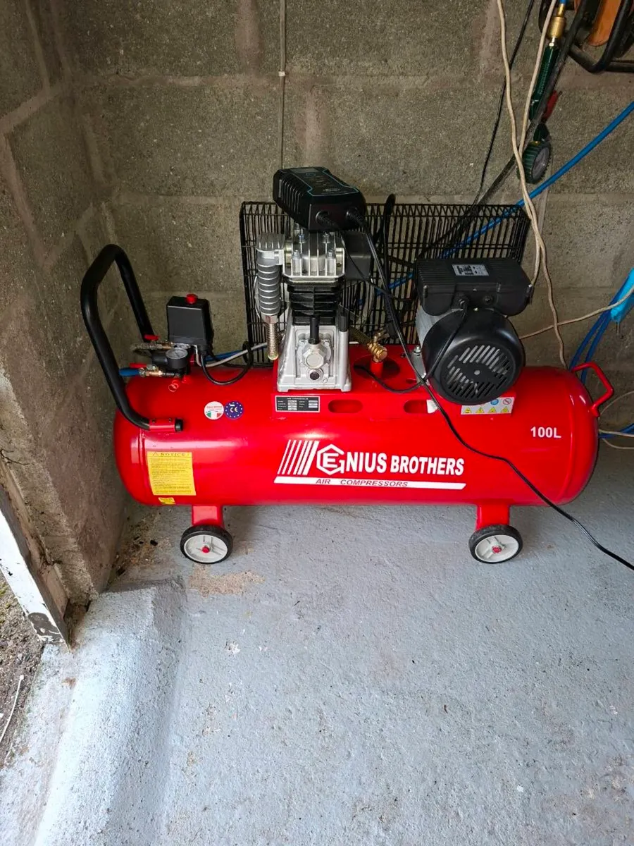 100ltr compressor - Image 1