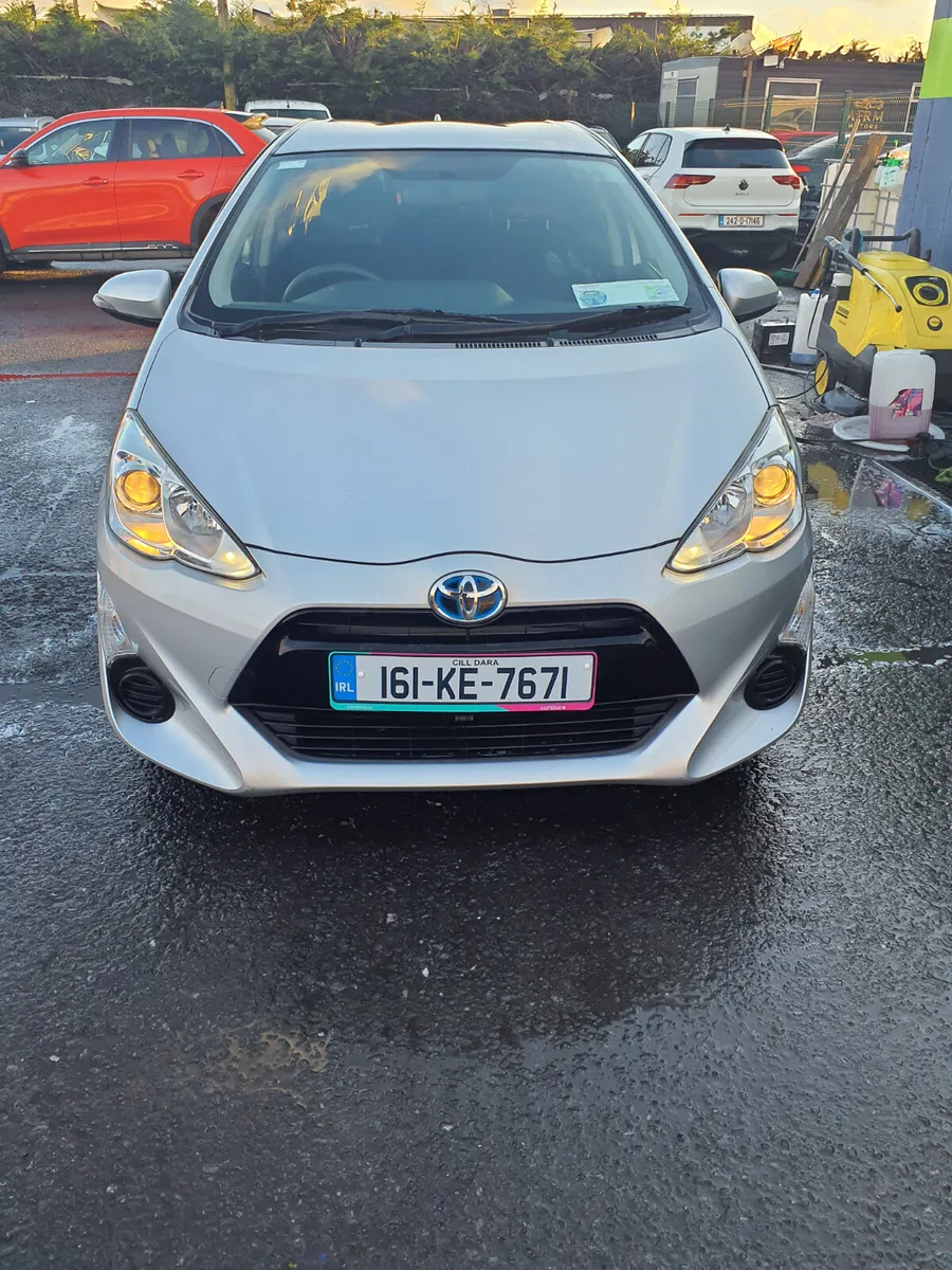 Toyota Aqua 2016 theft damage - Image 1