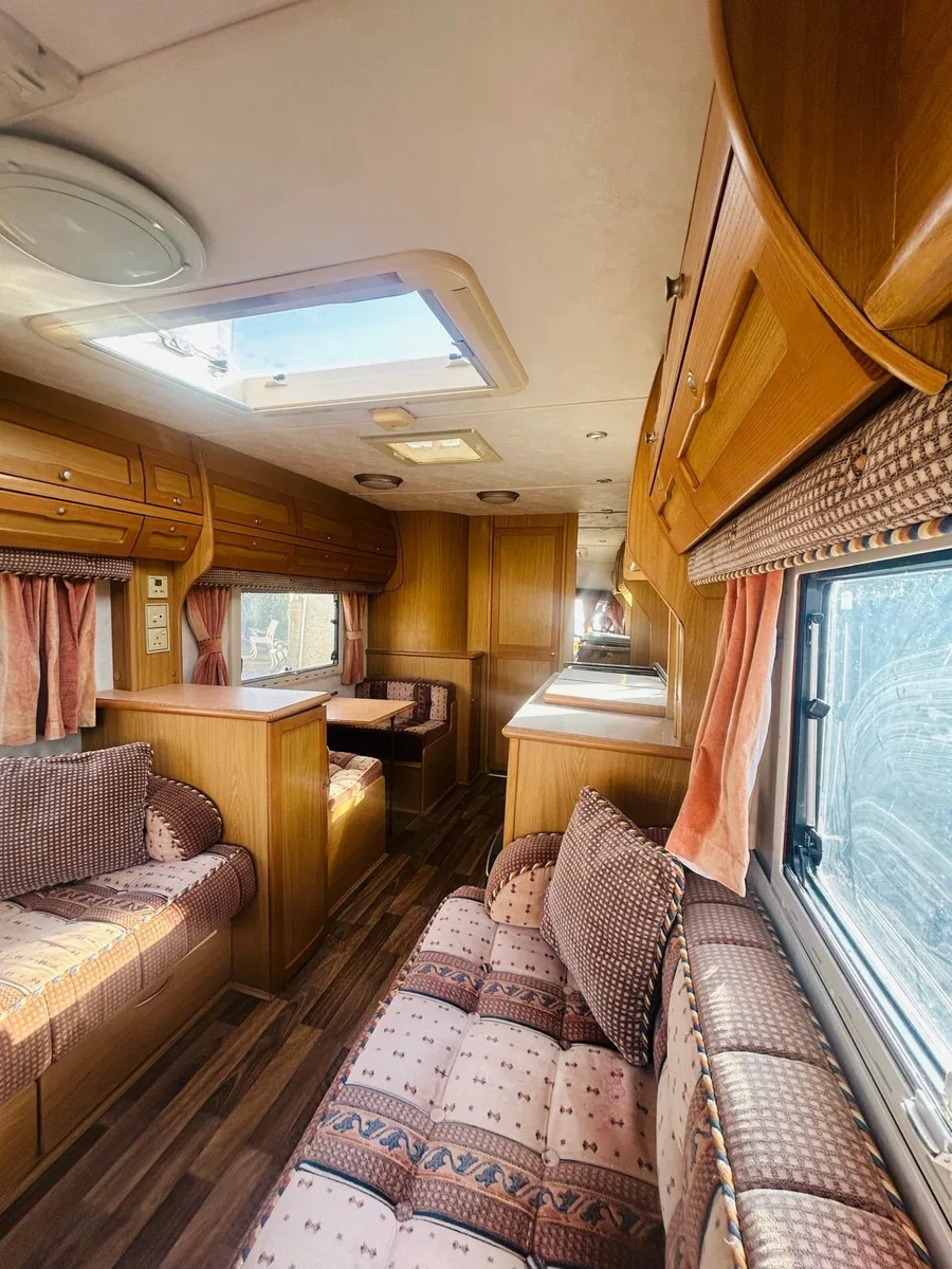 4-5 birth caravan for sale . - Image 4