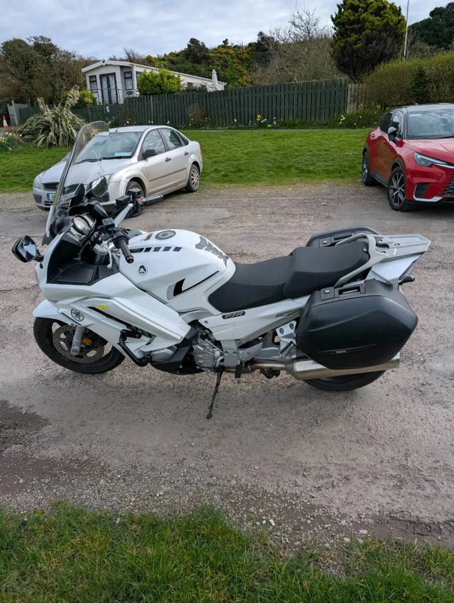 Yamaha FJR 1300 - Image 1