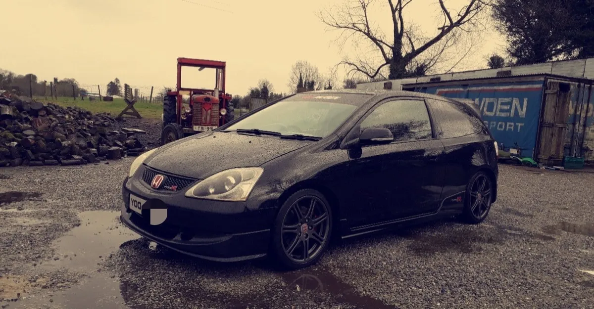 Honda civic type R - Image 4