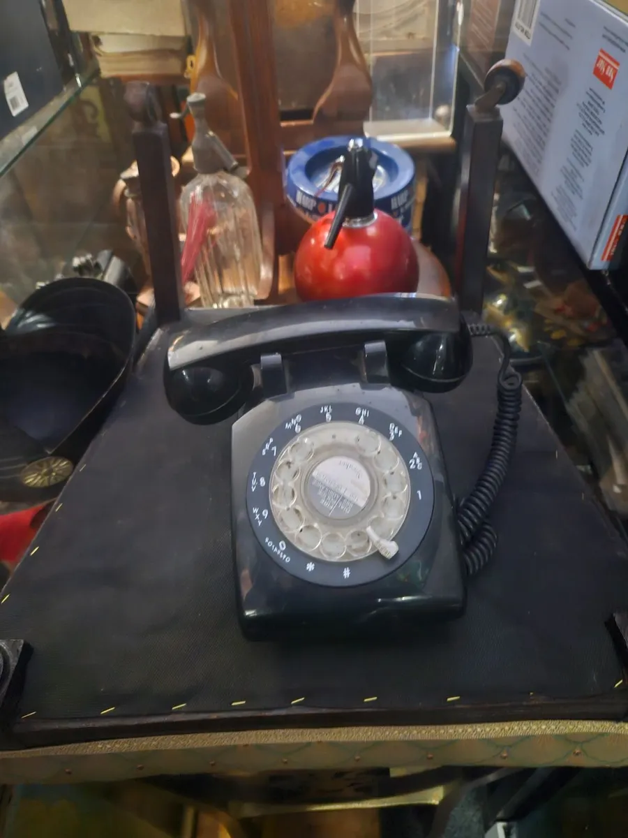 Vintage Black Telephone