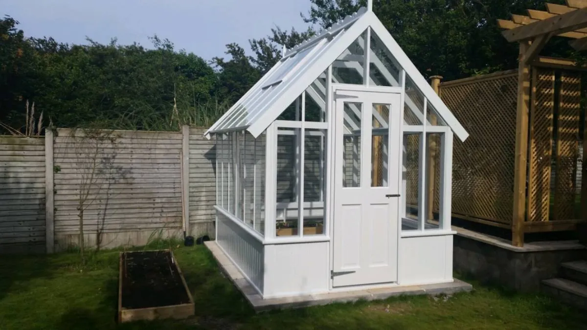 Wooden glasshouses - Image 3