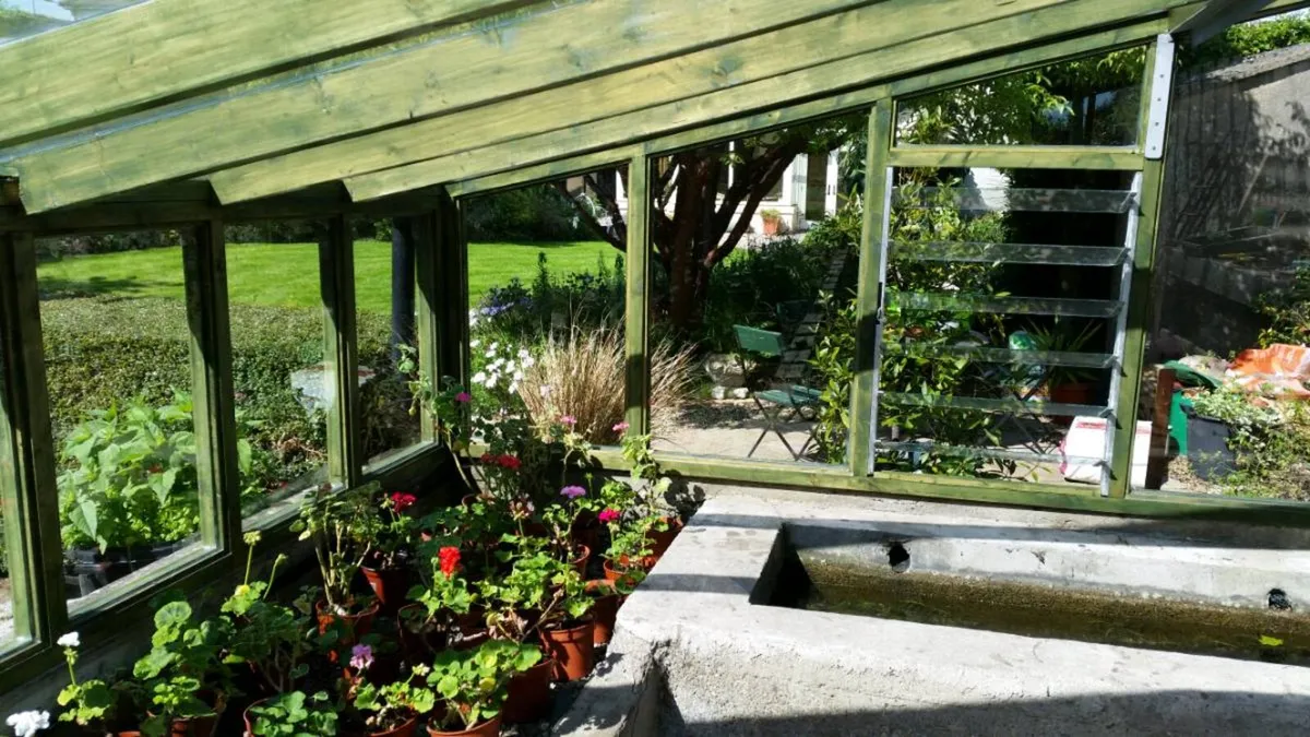 Wooden glasshouses - Image 4