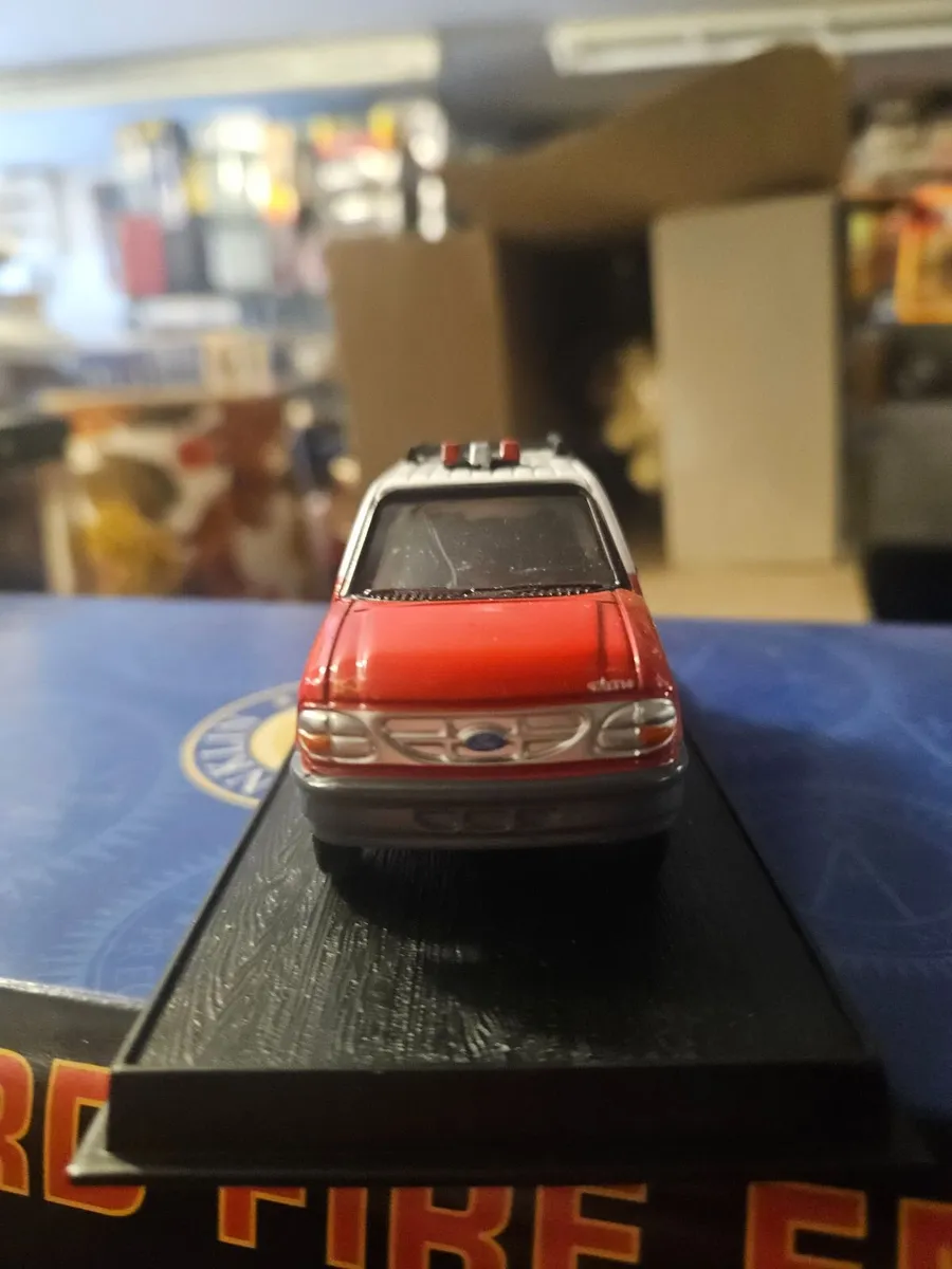 Corgi Atlas Fire Truck - Image 2