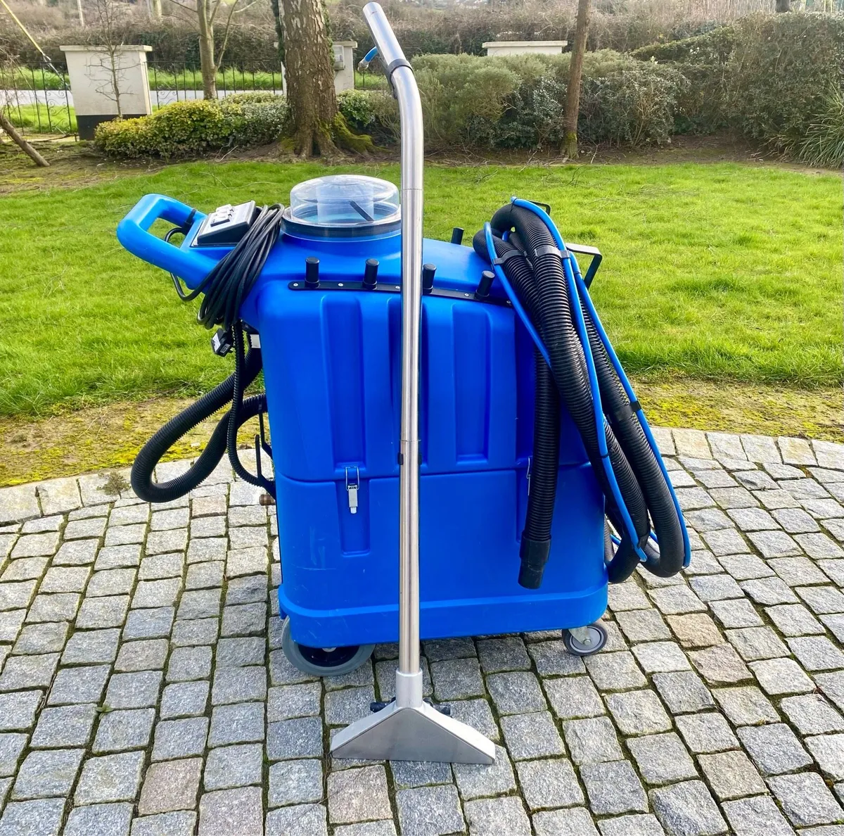 Santoemma Grace Silent Carpet Cleaner - Image 1