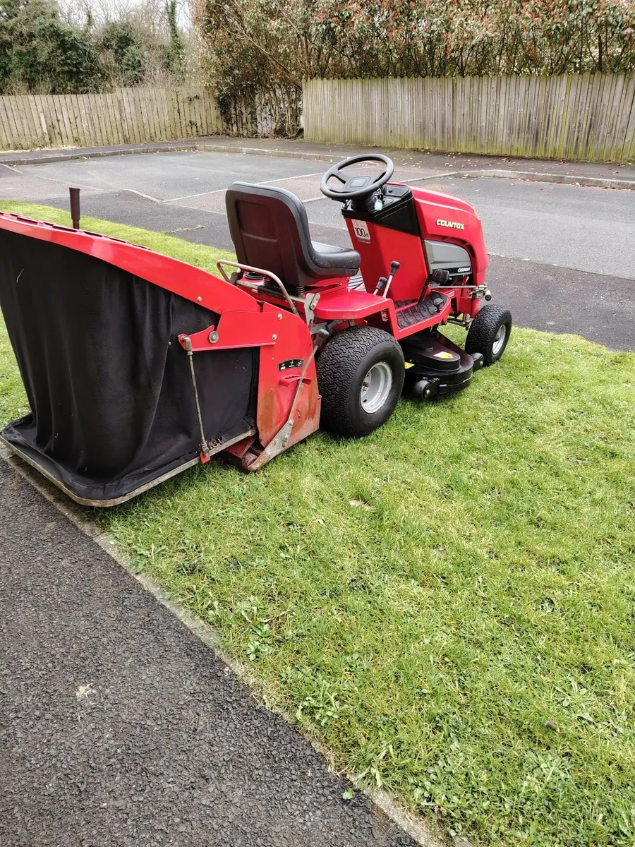 Countax ride on lawnmower - Image 4