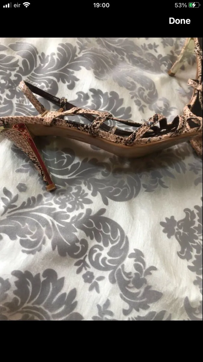 Ladies  stunning shoes size 5 €10 - Image 2