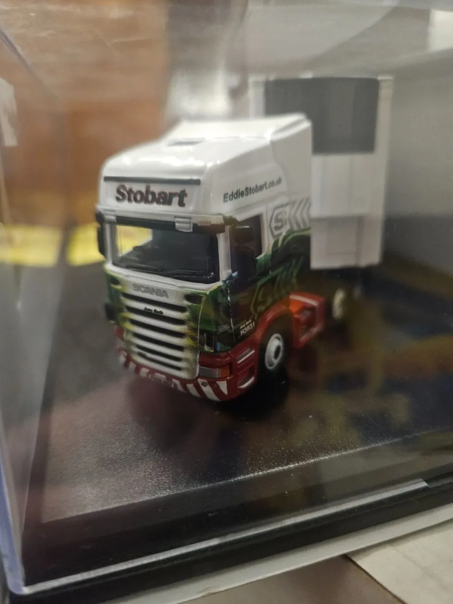 Corgi Oxford Scania Tractor Unit and Trailer Eddie - Image 3