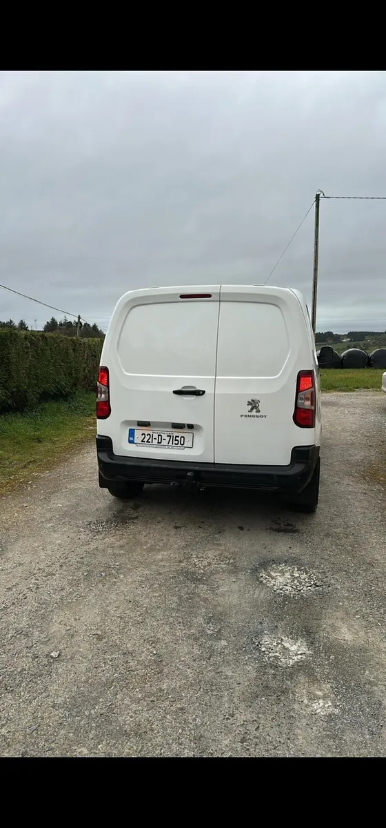221 Peugeot partner - Image 2