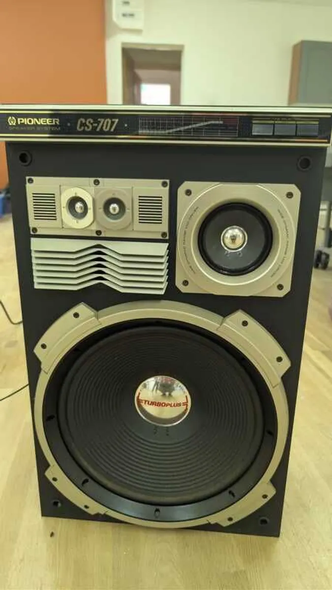 Pioneer CS-707 Speakers - Image 1