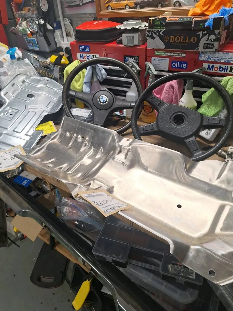 Bmw e30 spares large collection - Image 2