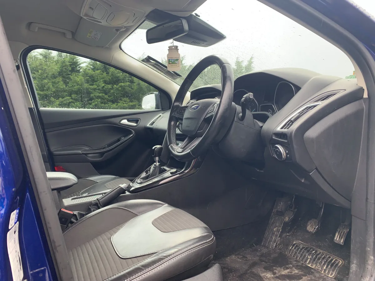 2017 FORD  FOCUS 1.5 DIESEL STARTING  AND DRIVING - Image 2