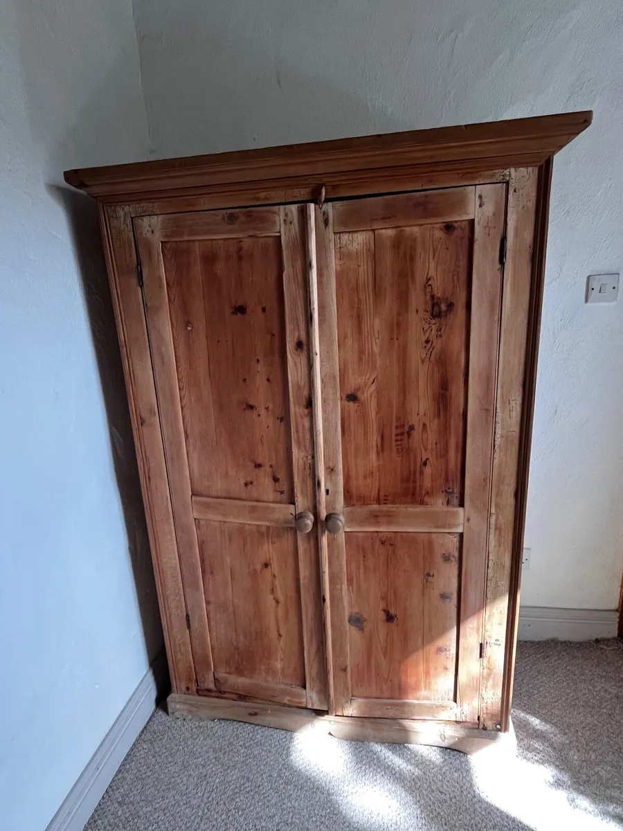 Antique pine wardrobe - Image 1