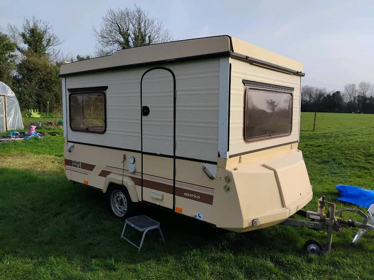 Esterel Folding Caravan - Image 1