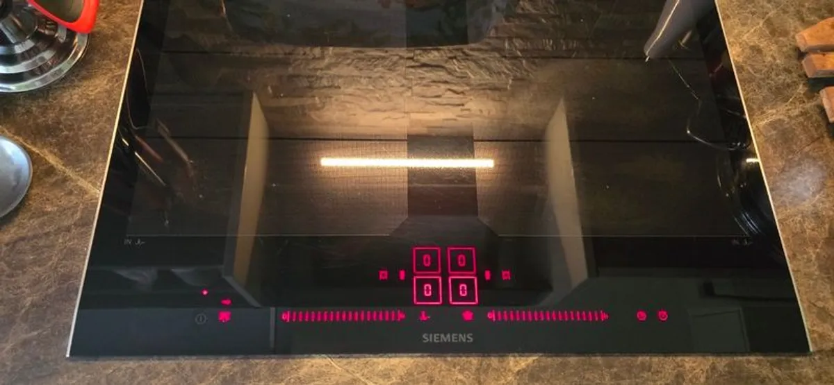 Siemens Induction Hob - High Model - Image 1