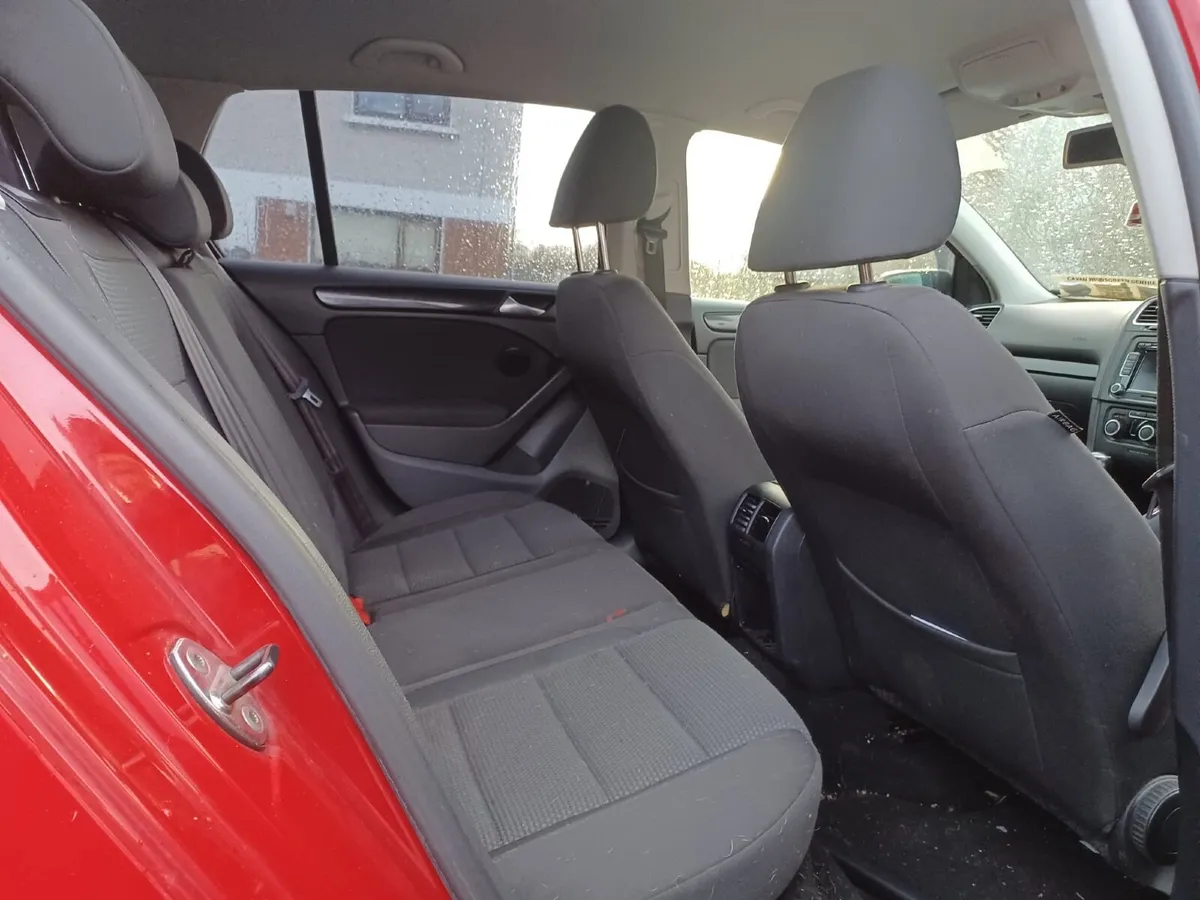 Volkswagen Golf 2012 - Image 4