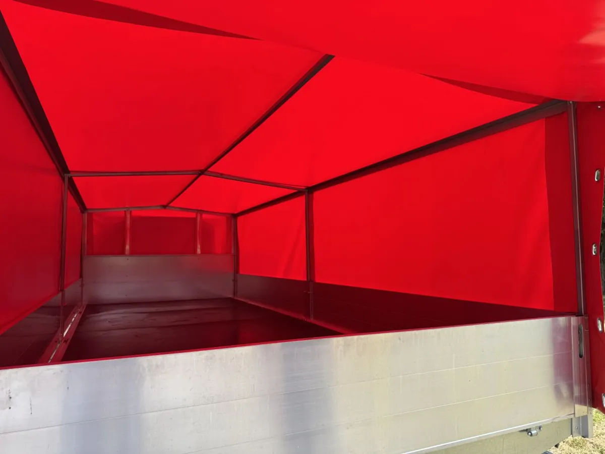 2021 Nissan Nv400 Curtain Sider Van - Image 3