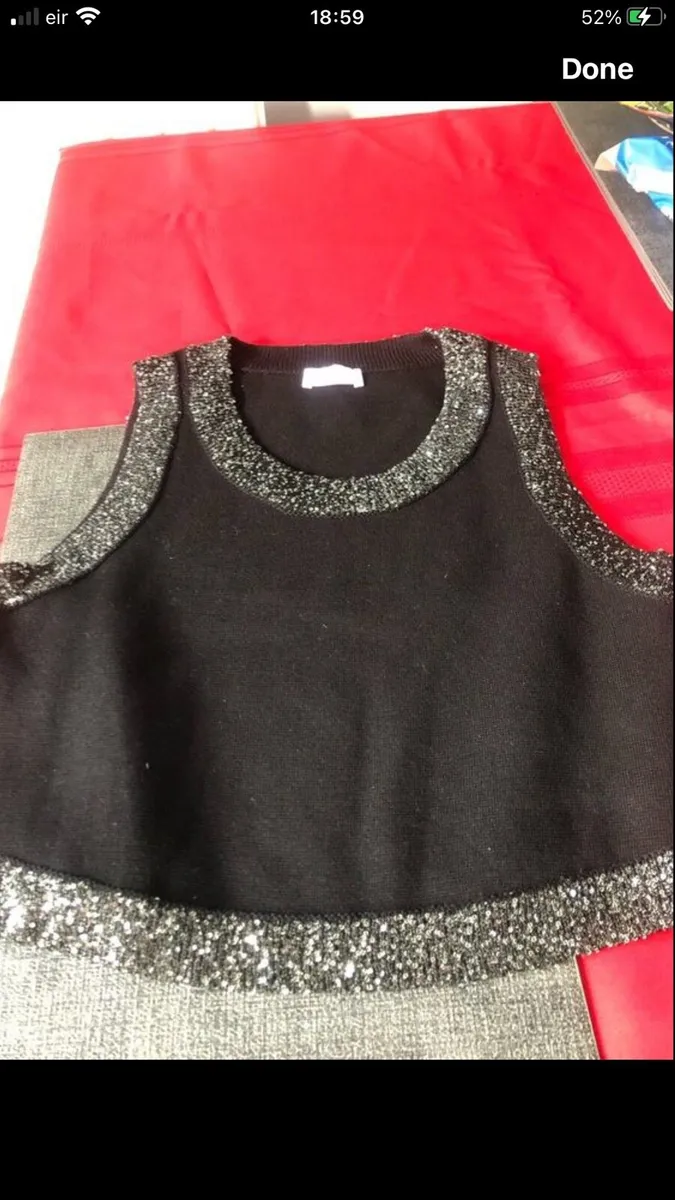 Ladies two piece top S cardigan M €20 - Image 3