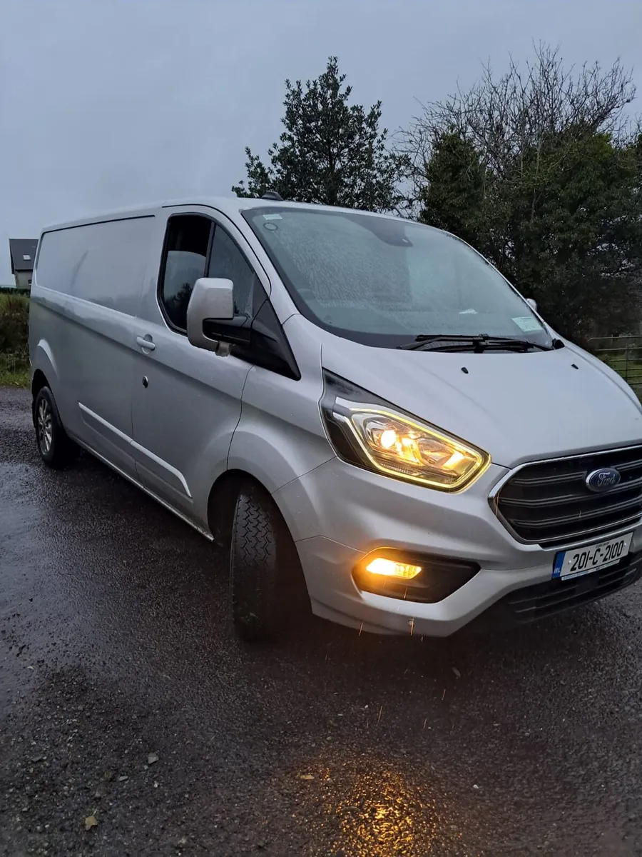 Ford Transit Custom - Image 2