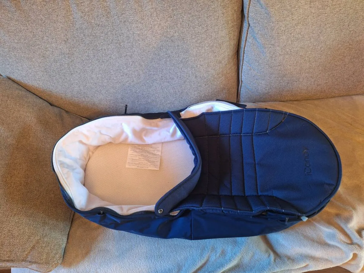 Icandy peach stroller/bassinet - Image 4